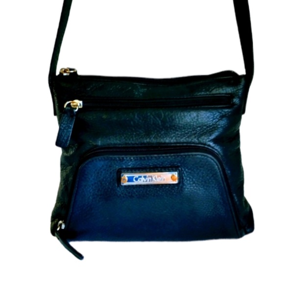 Calvin Klein small handbag - Picture 2 of 12